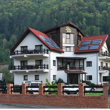 Zan Hotel Voineasa Zewnętrze zdjęcie